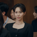 Lee Yoo Young Transforms Into The Successor To A Top Law Firm In New Drama “Pro Bono”