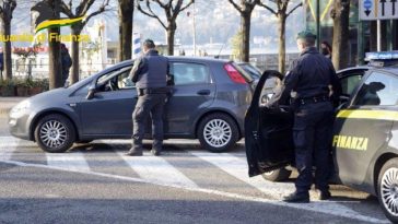 Tra polpi e gamberoni surgelati, sequestrati a Gioia Tauro 175 chili di cocaina purissima