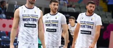 NAKON LAZIĆEVOG ODUSTAJANJA OD REPREZENTACIJE:  Ako se ovako nastavi, neka igraju predsjednik i ostali iz Saveza