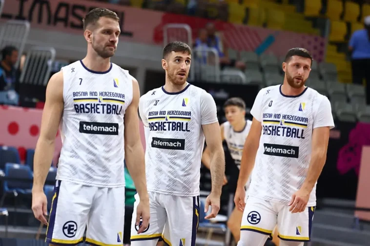 NAKON LAZIĆEVOG ODUSTAJANJA OD REPREZENTACIJE:  Ako se ovako nastavi, neka igraju predsjednik i ostali iz Saveza