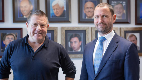 Zakaj Slovenija ne more sloneti zgolj na potrošnji