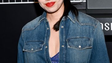 Jeremy Renner denies Yi Zhou claims they reached a ‘peaceful’ agreement following her bombshell claims