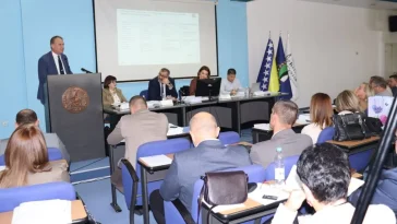 KO JE SPOMENUO ODGOVORNOST NA SKUPŠTINI TK: Zavjet šutnje, politizacija i stranački talovi