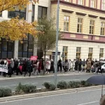 MIRNI PROTEST U MOSTARU: Da se zakoni poštuju, a ubici Aldine Jahić izrekne najstroža kazna