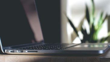 This free app plays music better than Windows Media Player