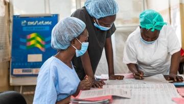Countries, experts agree on 10-year Africa health workforce agenda