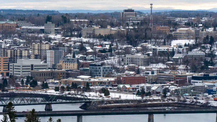 Dominican Republic authorizes more flights for tourists rerouted by Hurricane Melissa