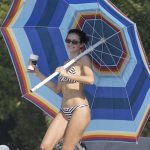 Bikini-clad Nina Dobrev enjoys Mexican getaway with friends for first Thanksgiving since Shaun White split