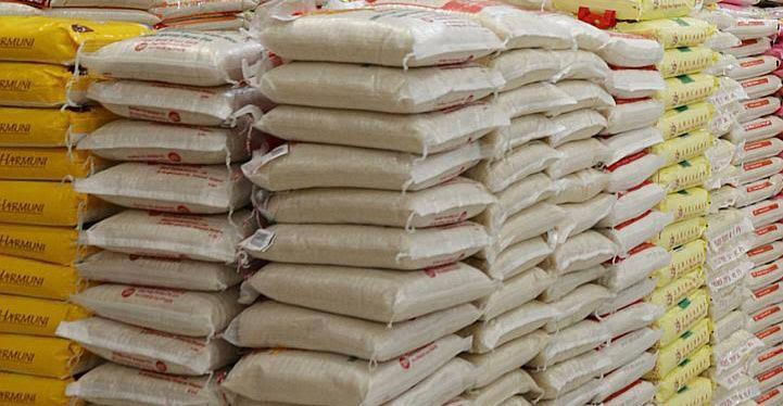 Rice farmers predict further price drop as Lagos govt pegs bag at N57,000