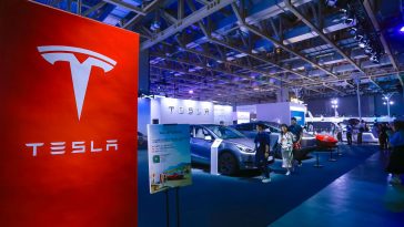 Elon Musk says WeChat is indispensable in China, plans X aligned with WeChat