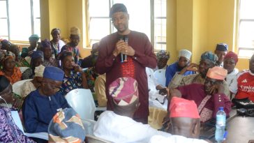 Obilade Visits APC Secretariat in Egbeda, Reaffirms Loyalty, Support to Party