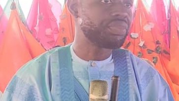 ATISBO LG Chairman Lauds Makinde’s Education Reforms, Donates N1m to Nawarudeen Primary School