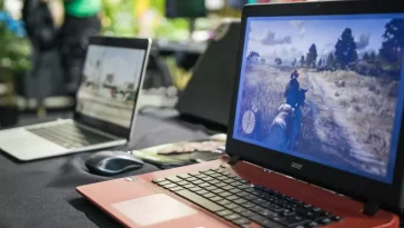 Analysts predict PC market will grow in 2025 despite recent quarterly declines