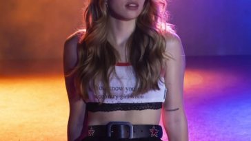 Tori Rose Talks Songwriting, Tone, and Her New Single “Hometown Christmas (Acoustic)”