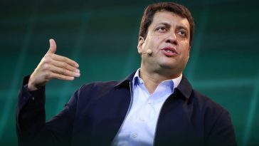 Bloisi’s “Um abraço” to shareholders: Prosus turnaround is gathering pace