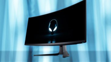 The 34″ Alienware Ultra-Wide OLED Gaming Monitor Drops to Just $450 ($50 Less Than Black Friday)